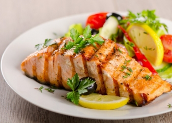 Quali pesci contengono i grassi omega-3